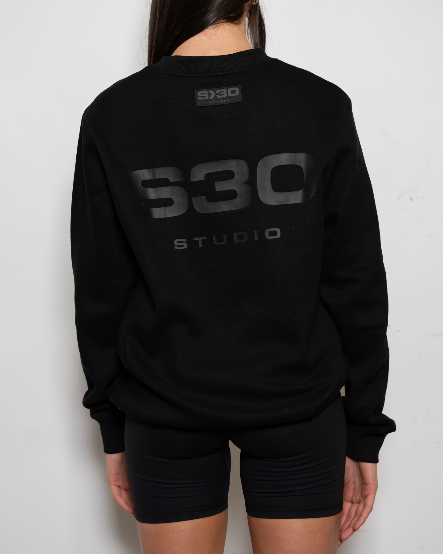 S30 STAPLE CREWNECK